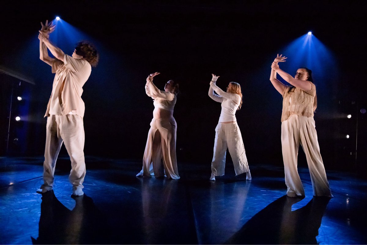 FlexusDance's tweet photo. ✨”Educate showed me different paths I can take with my Dance Career”✨
(Participant Feedback) 

‘Developed Empowered Dance Artists’ 

@FlexusDance 
@Arena_Theatre 

📸 @TWPhotograph 

#FlexusDanceCo #Educate #DanceInEducation #GCSE #Alevel #BTEC #GoldArts #DanceClub #FE #HE https://t.co/DNIAVQj6qs