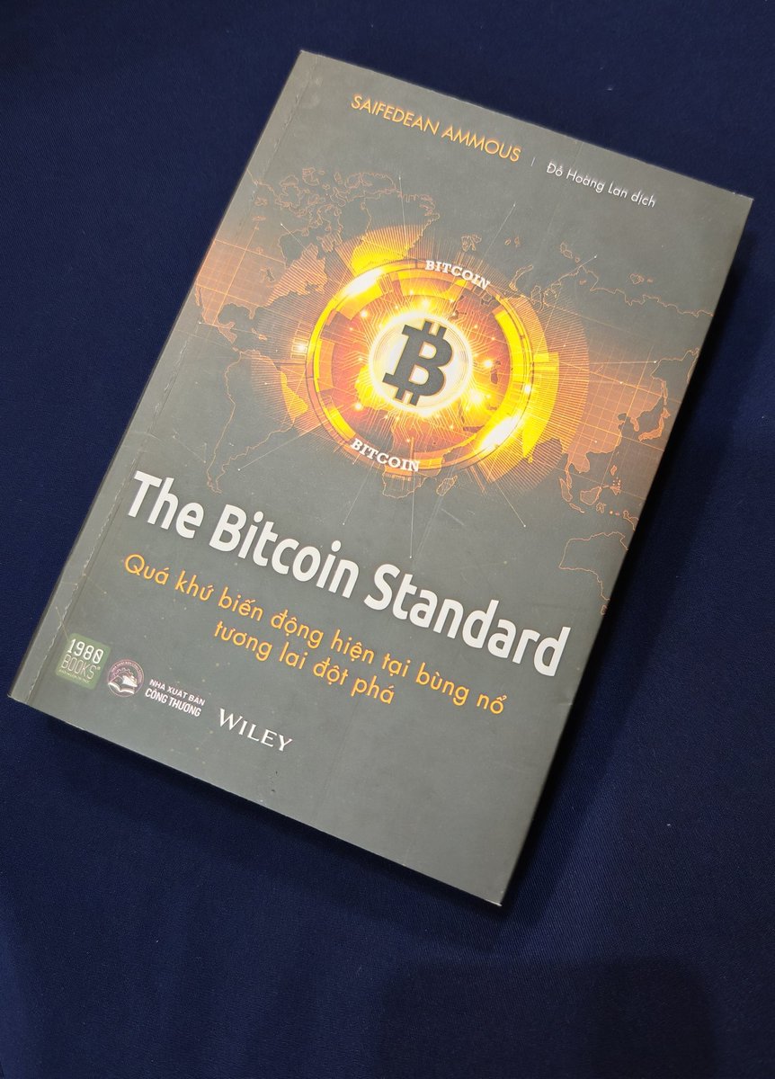Had to come to Hanoi to finally get my hands on a Vietnamese copy of The Bitcoin  Standard, which was the first translation commissioned!