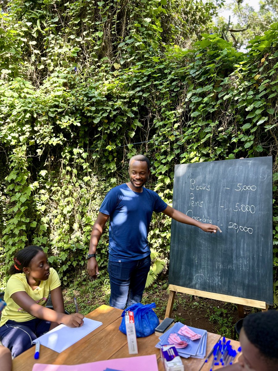 AGLALeadership's tweet photo. Today’s session was nothing short of inspiring, empowering and educational.
The young leaders walk away today with knowledge of financial literacy, ready to manage their own finances. https://t.co/vJ25ChikvC