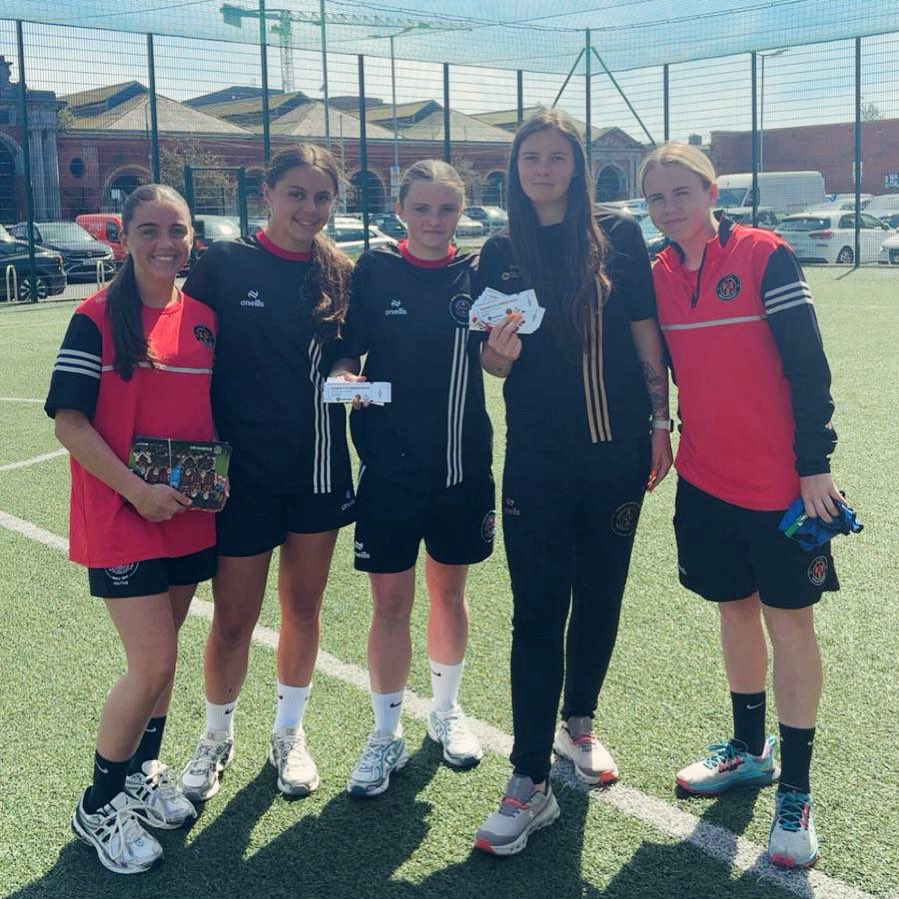 Wrapping up a busy week with Lisa Murphy, Hannah O’Brien, Leiagh Glennon, Abby Rooney and Hannah Hart spending the day with the pupils of PPS George’s Hill - the girls were put through their paces all day and made sure every girl received their ticket to the game against Shamrock