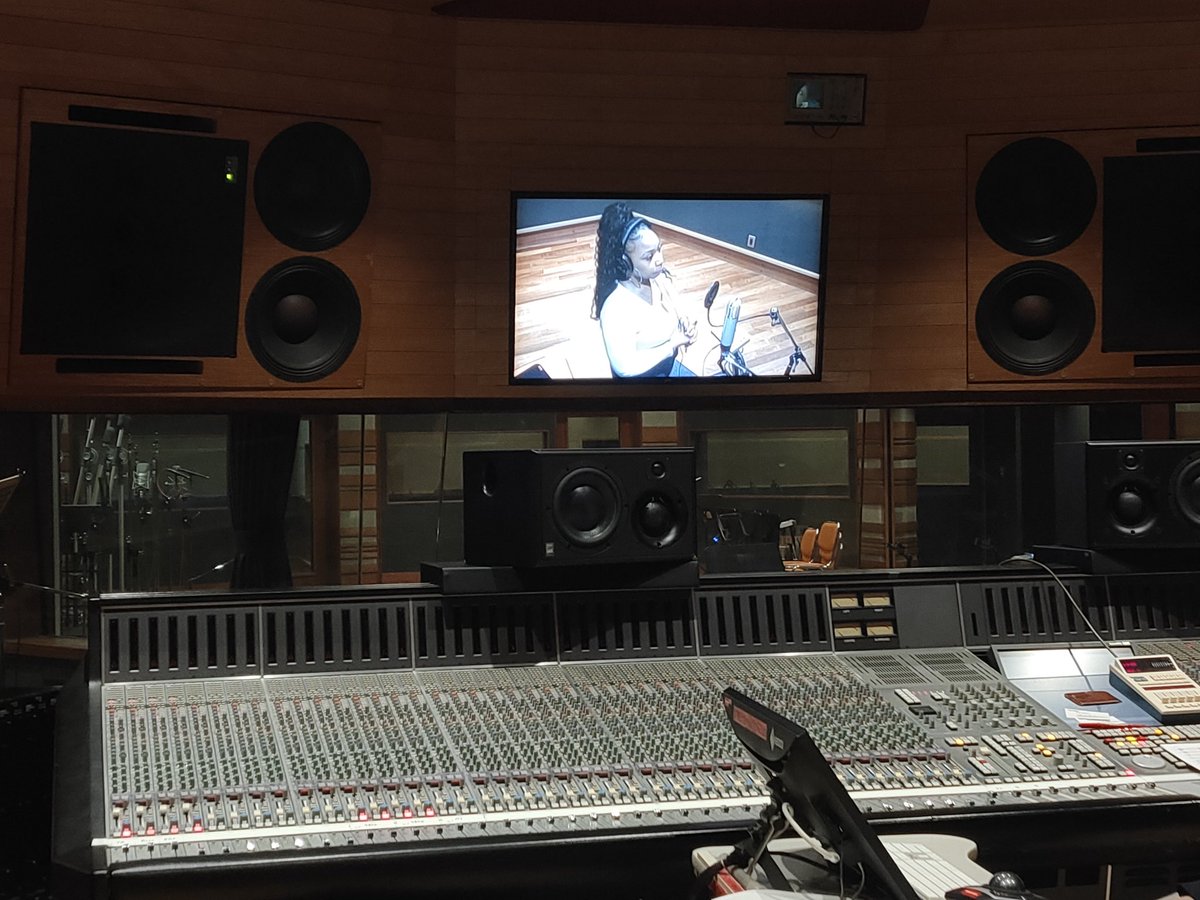 Sumika Inoue (井上純華) tweet media