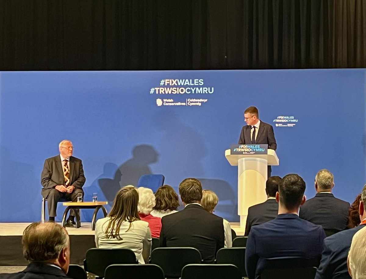 A vote of thanks to the Chairman <a href="/WelshConserv/">Welsh Conservatives 🏴󠁧󠁢󠁷󠁬󠁳󠁿</a> 

Diolch am eich gwaith / Thank you <a href="/CllrBGentry/">Bernard Gentry</a> 

#trwsiocymru #FixWales