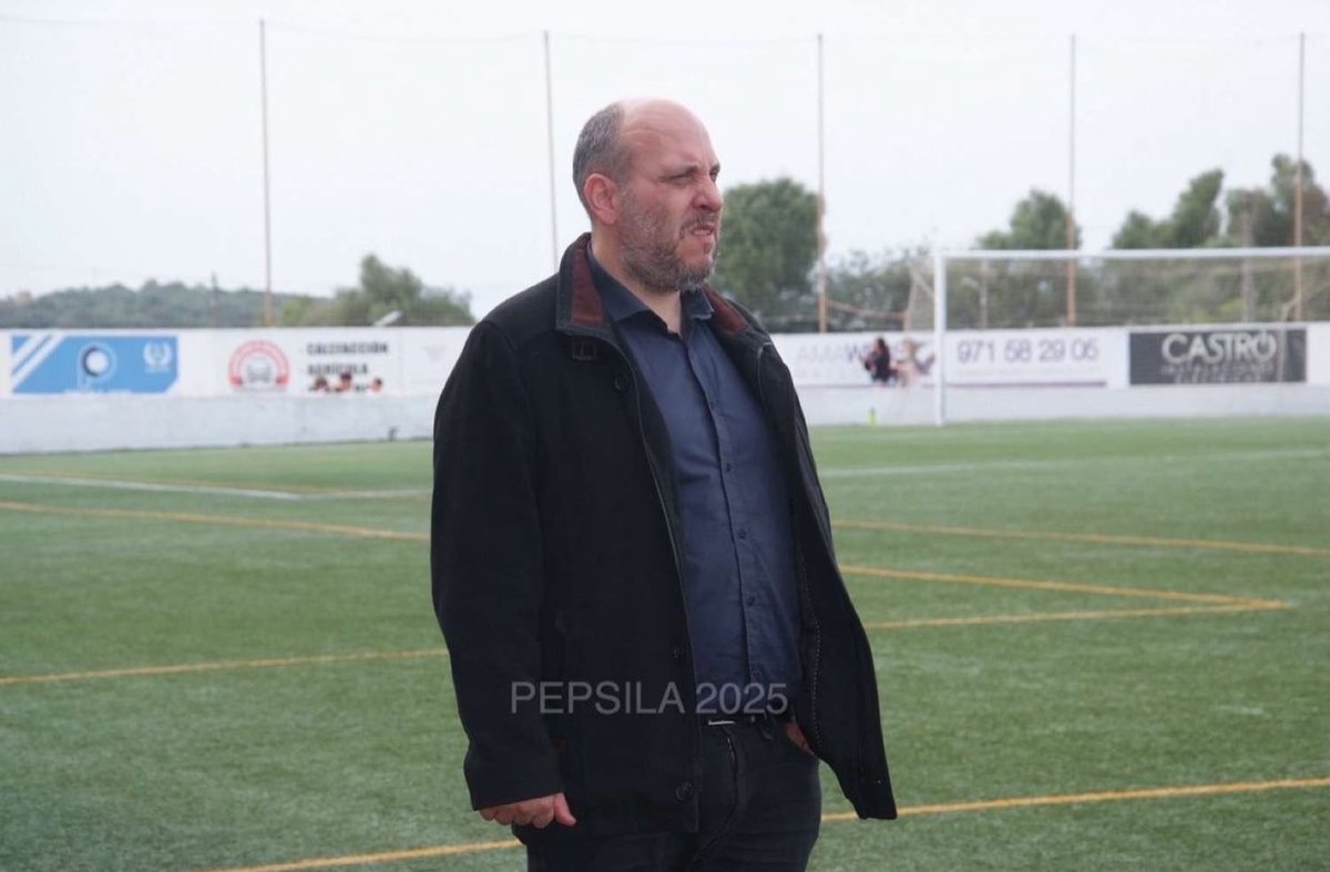 cefelanitx's tweet image. Cal recordar que és un dels entrenadors més exitossos que ha tengut el nostre club i no tenim cap dubte que els nostres camins es tornaran creuar en algun moment. 

Gràcies per tot, míster!