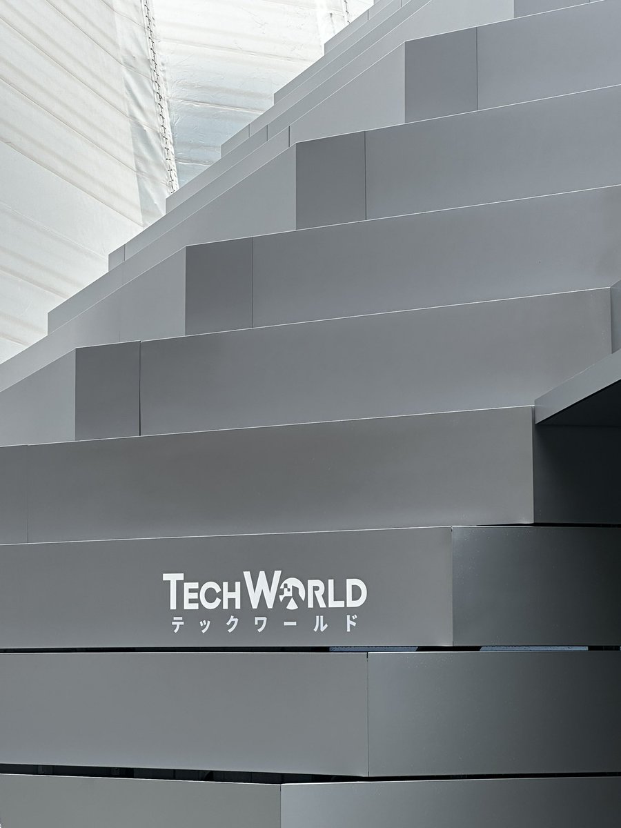 suu_jpn's tweet image. TECH WORLD最高！
リピする！
#万博　#techworld