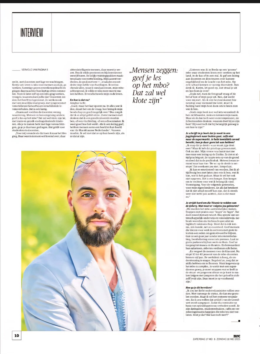 KarimAmgharNL's tweet photo. Mijn meest kwetsbare interview toe nu toe, in @nrc .. #DelenIsLief #MBO #Onderwijs 

https://t.co/Y6549zmut4 

De fotograaf vroeg op een gegeven moment of ik mijn colbert even uit wilde doen. Mijn antwoord: #nee. 
Waarom? Dat lees je later in het interview…

‘Als je te maken hebt met lage verwachtingen, ga je je daarnaar gedragen!’ 

Link naar het artikel in de comment!

Een lang en openhartig gesprek over mijn bestseller “Maar dat begrijp jij toch niet” @decorrespondent het onderwijs, mijn persoonlijke struggles en meer.