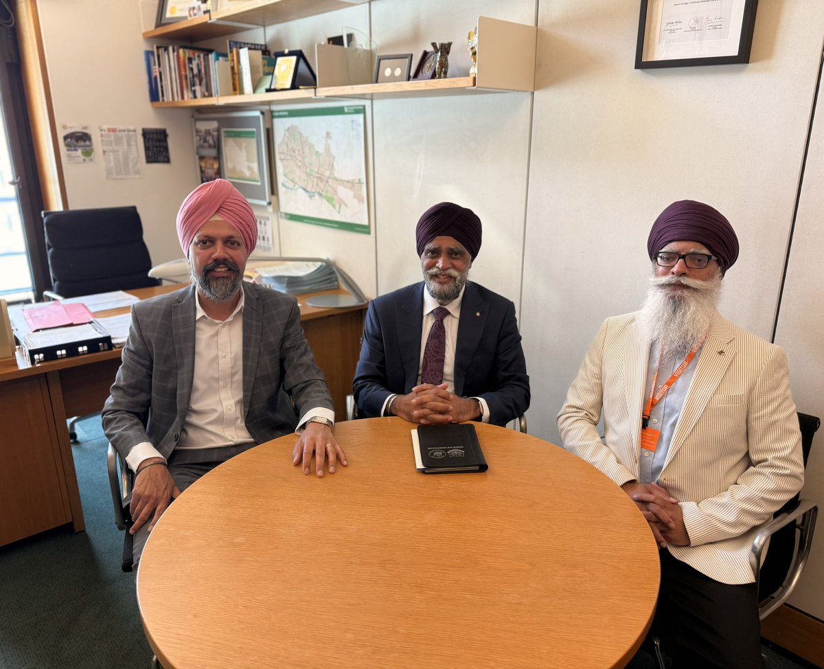 TanDhesi's tweet image. Delight to host in my Parliament office two dear friends, who’ve worked tirelessly to make huge contributions to their country, the Sikh community and wider humanity.

@HarjitSajjan, @RaviSinghKA and I spent a good hour exchanging experiences and putting the world to rights.