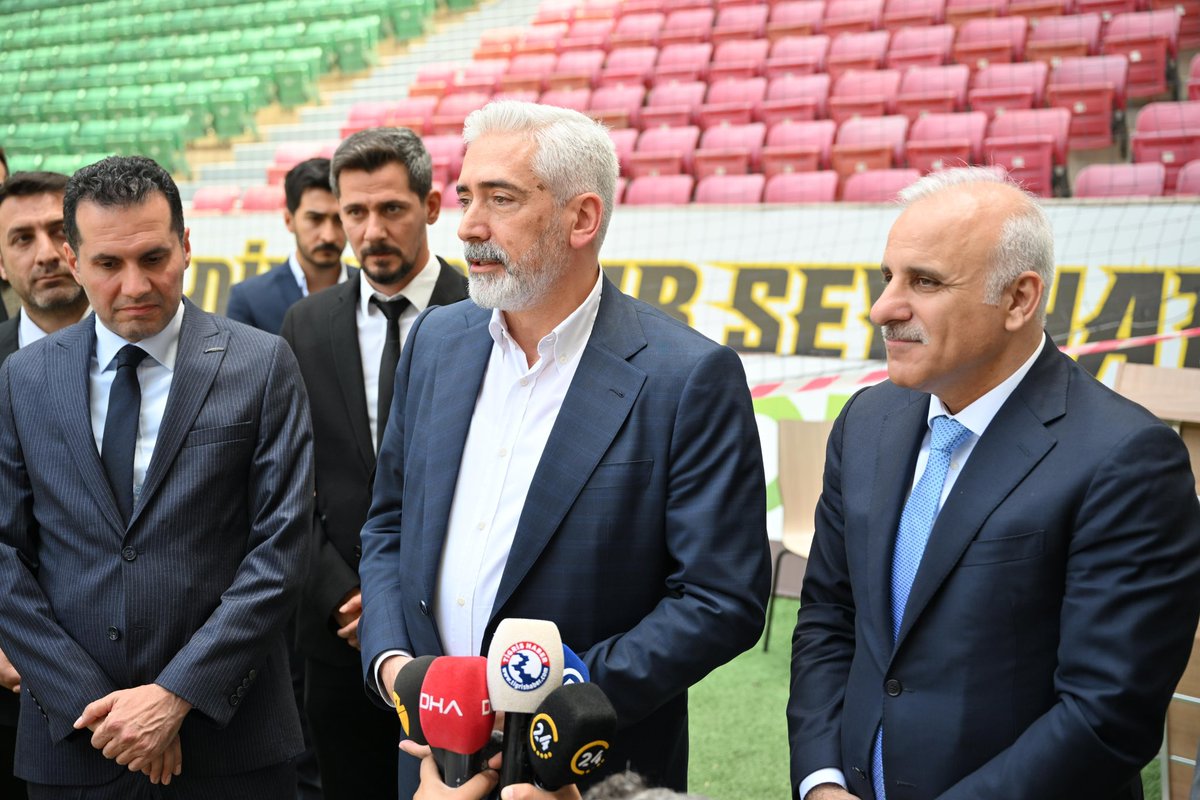GalipEnsarioglu's tweet photo. İl Valimiz Sayın Murat Zorluoğlu ve AK Parti İl Başkanımız Sayın Ömer İler  ile birlikte Diyarbakır Şehir Stadyumu’nu ziyaret ederek, mevcut durumu yerinde inceledik.

Önümüzdeki sezonun sorunsuz bir şekilde geçmesi adına ihtiyaçları tespit ediyor, çözüm odaklı adımlar atmak için ilgili kurumlarla koordineli bir şekilde çalışıyoruz.

Şehrimize ve spora yakışır bir ortamın sağlanması için süreci yakından takip ediyoruz.