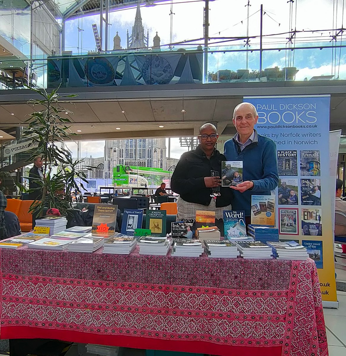 Paul Dickson (@nch_tourguide) on Twitter photo At the #Norwich Independent Book & Zine Fair today at <a href="/TheForumNorwich/">The Forum Norwich</a> pauldicksonbooks.co.uk At the #Norwich Independent Book & Zine Fair today at <a href="/TheForumNorwich/">The Forum Norwich</a> pauldicksonbooks.co.uk
