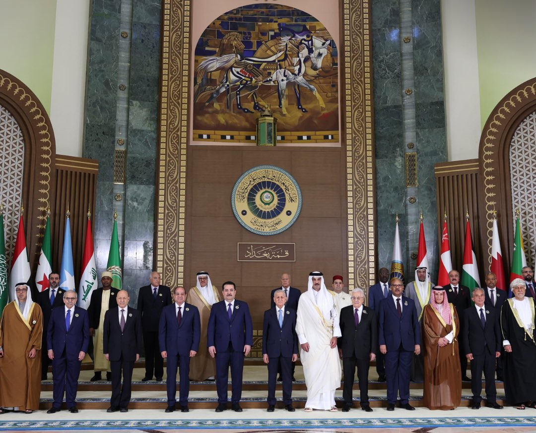 SyriaWorld_'s tweet photo. الصورة الاولى للقمة العربية في بغداد بعد اكتمال وصول قادة وممثلي الدول العربية 🟢

#القمة_العربية 
#ع��لم_سوريا https://t.co/7uLcRu7qvC
