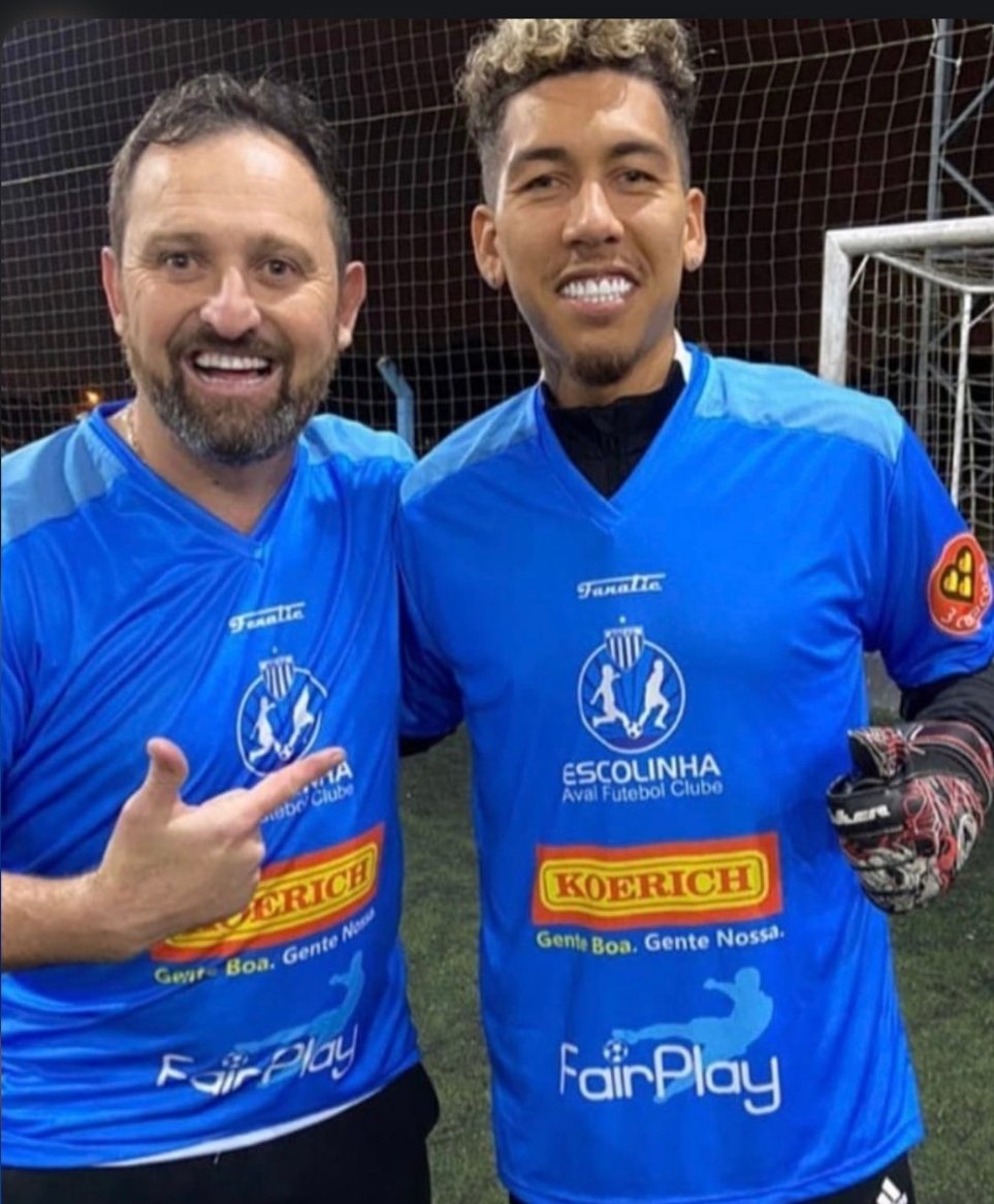 Rafaelmacedo's tweet photo. @TimedopovoSC @BrasileiraoB @AvaiFC @marca O firmino do CRB? kkkk https://t.co/MV8qVlJRPq