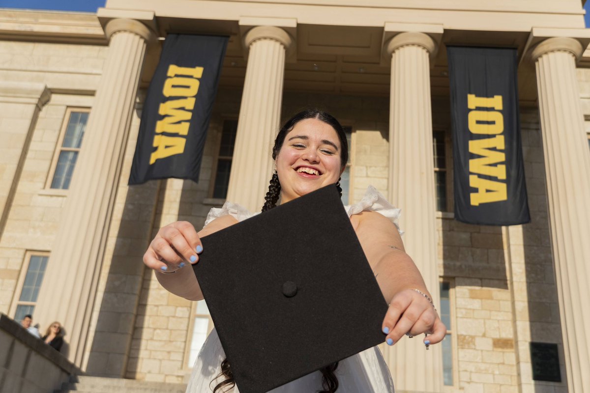 notesoflife14's tweet image. I made it

Thank you @uiowa @TheDailyIowan @UIOWA_SJMC