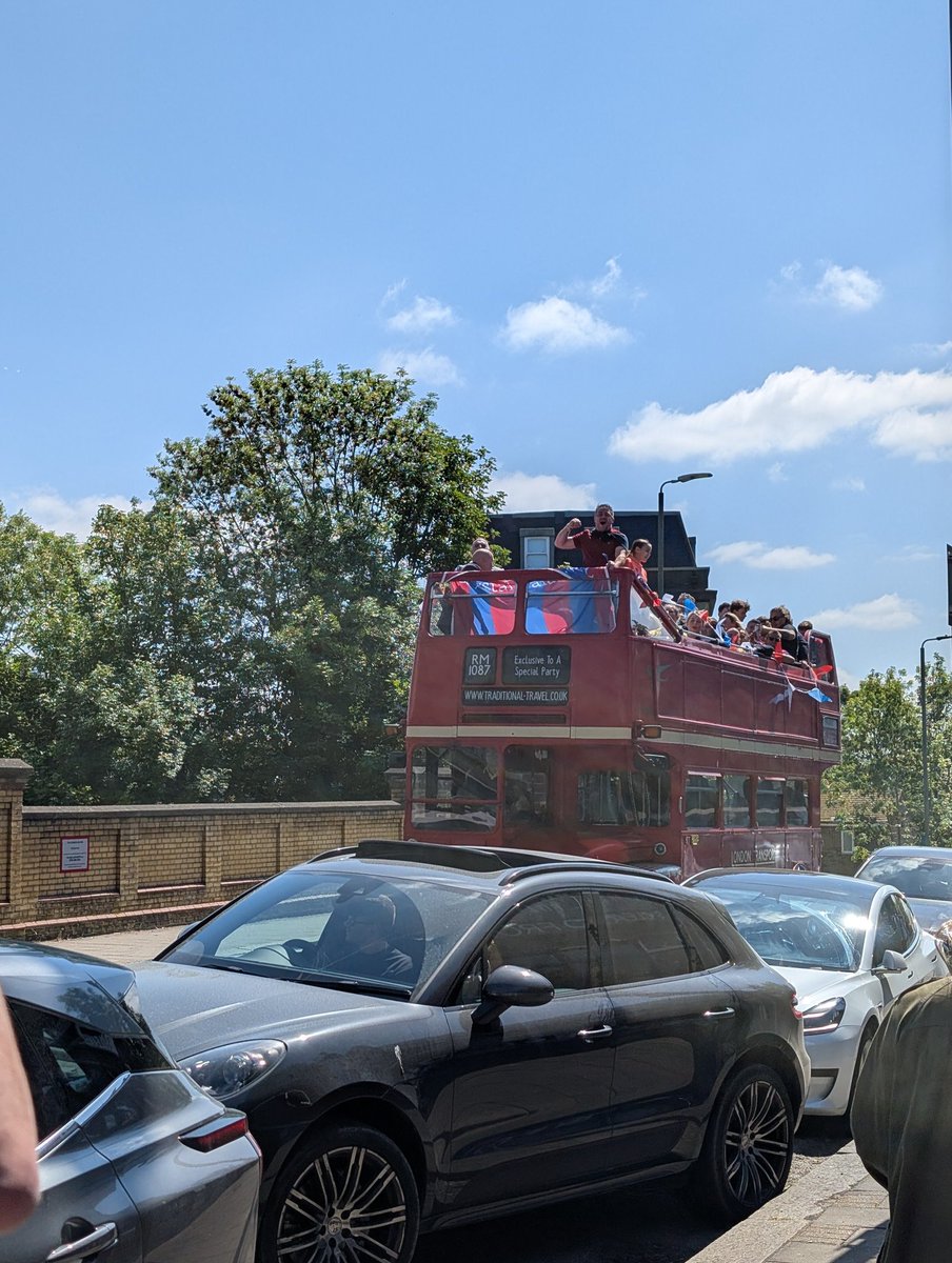 The party has already started in Crystal Palace.

Best of luck to them today, hope they win.