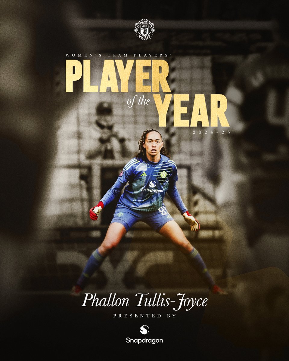 Recognised by her fellow Reds ❤️

@Phallon91 is our Players' Player of the Year 🏆

#MUWomen || <a href="/Snapdragon/">Snapdragon</a>