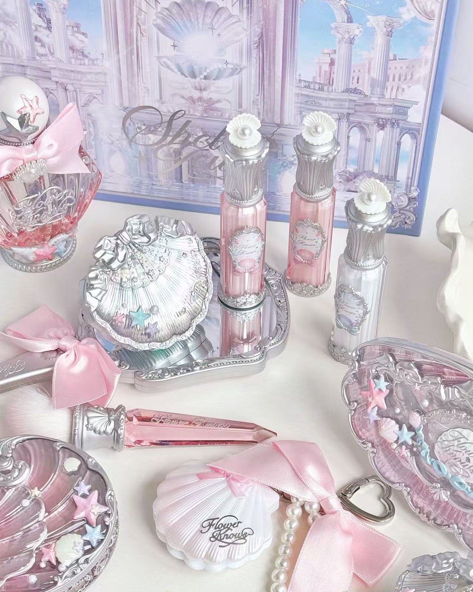 夏をピンクのパールにもみ込んで🫧 揺らすと、夢が広がる