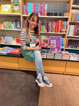 PabloCReyna's tweet image. 📆Hoy a las 18h club de lectura de #MultiCosmos en @casadellibro de #Santander.
casadellibro.com/nosotros/event…