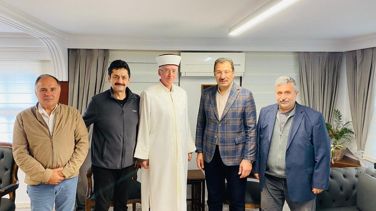 Ak Parti Genel Başkan Yardımcısı ve Seçim İşleri Başkanı sn <a href="/aliihsanyavuz54/">Ali İhsan YAVUZ</a> beyefendi müftülüğümüze nezaket ziyaretinde bulunmuşlardır. Kendilerine müteşekkiriz. Rabbim'den muvaffakiyetler diliyorum