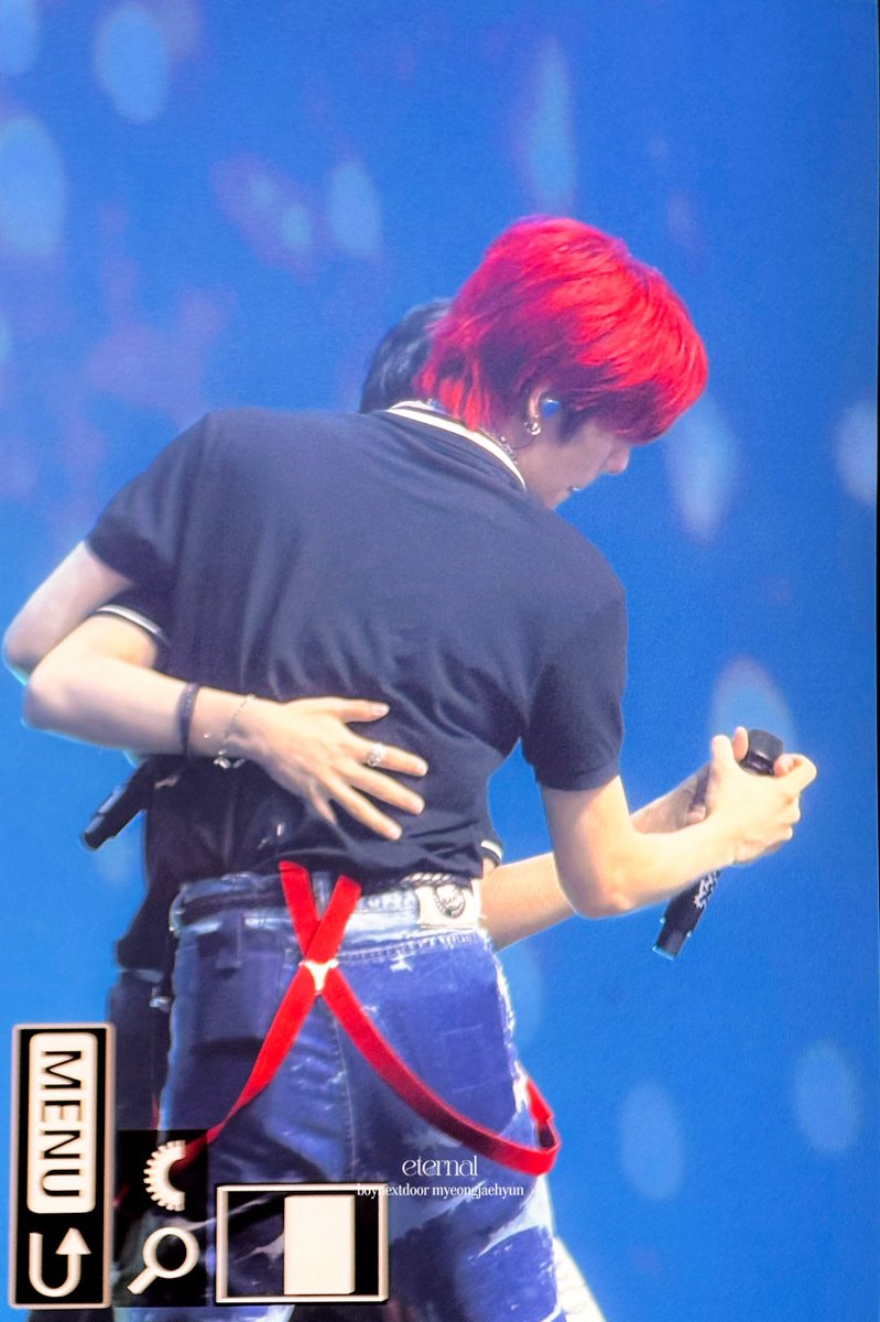 250517

띵동띵동

#BOYNEXTDOOR #보이넥스트도어 #JAEHYUN #명재현 #TAESAN #태산