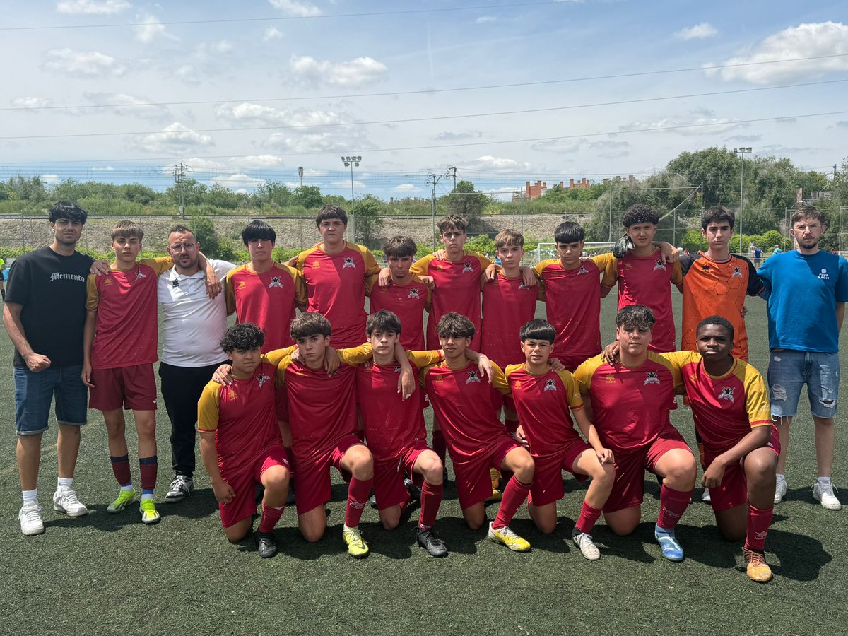📆 Liga - Jornada 28 🏆 CADETE "A"
<a href="/EFValdemoro/">EFValdemoro</a> 3️⃣ 🆚 1️⃣ <a href="/IveroValdemoro/">ÍVero ❤ Valdemoro ⚽️</a>

Partido competido, hemos realizado un buen planteamiento, pero nos penaliza el balón parado y dos errores. A seguir!!♥️⚽💪
#vamosivero
#masqueunclubunafamilia