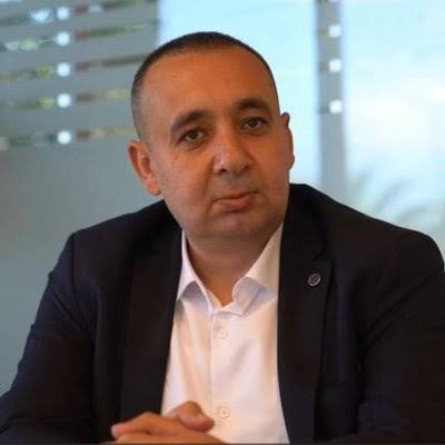 Refugee tweet media