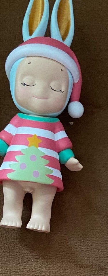hiii ada yg wl nya rabbit dreaming christmas ini gaa? coba dm aku yaa!! 😆🤍 murce ajaaaa