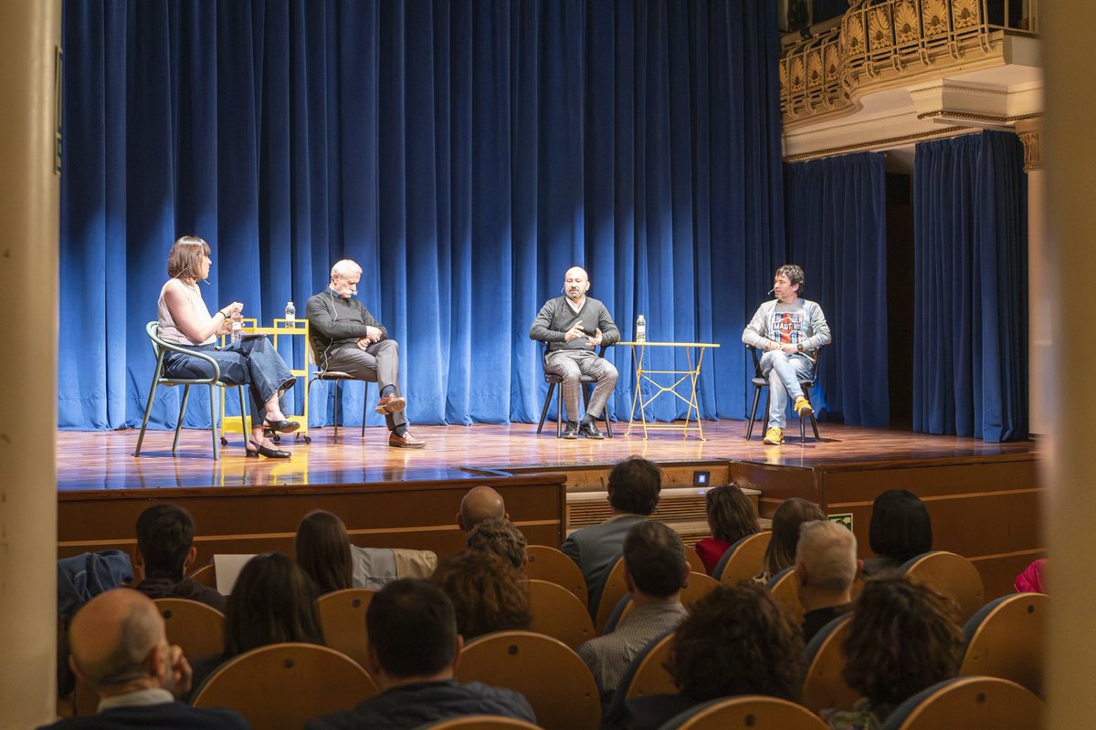 lovisuales's tweet photo. Gracias a todas las personas que nos acompañasteis en este primer encuentro de la nueva etapa de Lovisual. Moda, cine y conversación para volver a activar la ciudad desde lo colectivo. https://t.co/lgmTWR6OtI