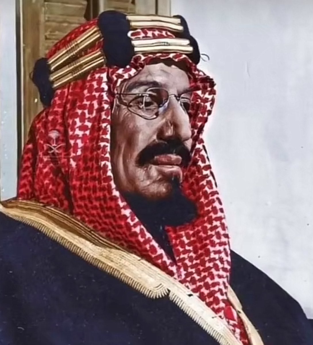 mnf2111's tweet image. اعظم رجل في التاريخ ، لن تنجب النساء مثله
الملك عبدالعزيز بن عبدالرحمن بن فيصل آل سعود ( رحمة الله )
موحد الجزيرة العربية