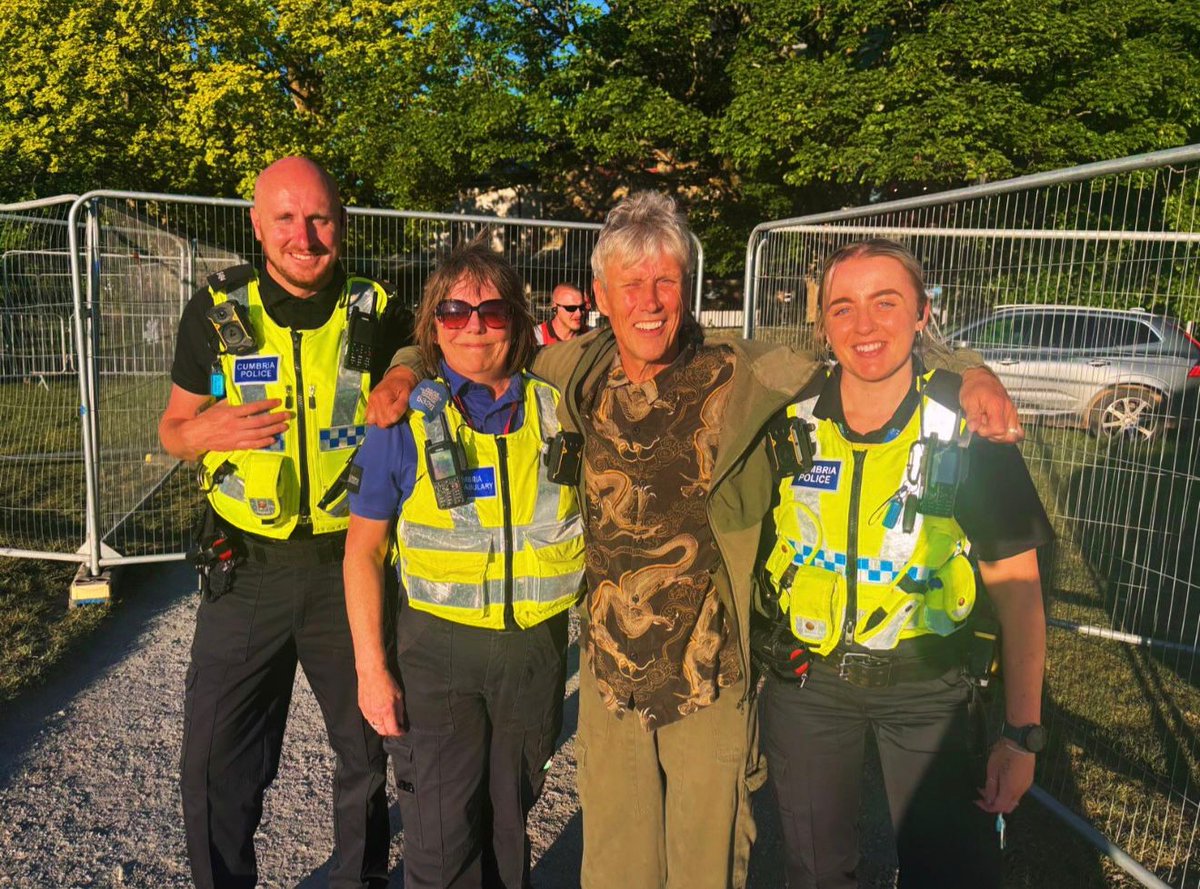 Allerdale Police (@allerdalepolice) on Twitter photo Yesterday Allerdale Neighbourhood Policing Team attended Keswick mountain festival, where so many people were enjoying the lovely weather. It was also a 'Happy Friday' for this dancing Happy Monday! Yesterday Allerdale Neighbourhood Policing Team attended Keswick mountain festival, where so many people were enjoying the lovely weather. It was also a 'Happy Friday' for this dancing Happy Monday!