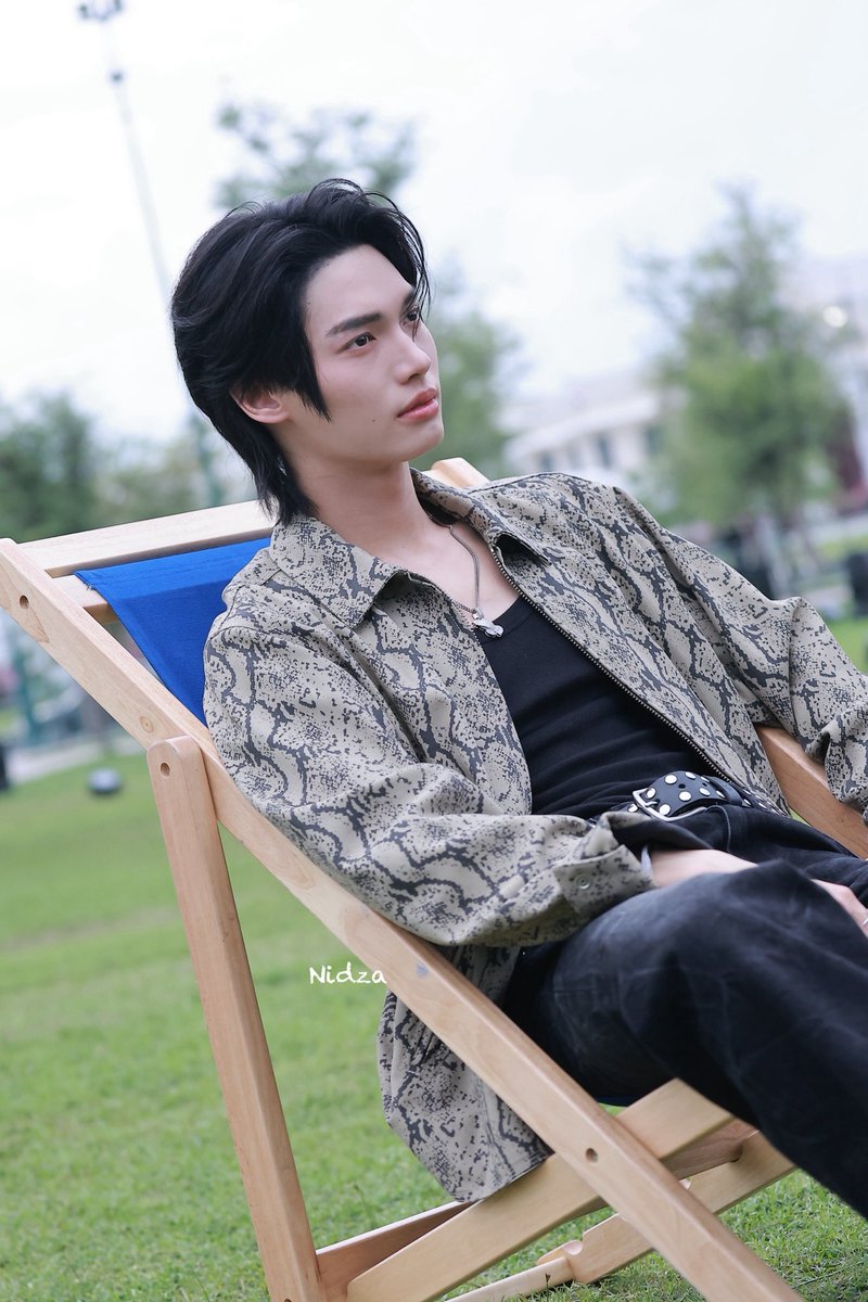 NIDZA7822's tweet image. วิ้นนนน 🥹🫶 

WIN WITH KAWS HOLIDAY

#CentralEmbassyXWinMetawin 
@winmetawin  
#winmetawin