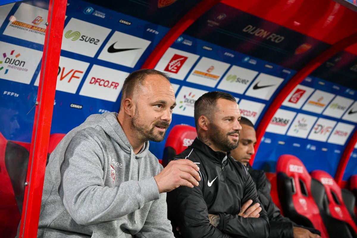 DFCO_Actu's tweet photo. 1ere saison du Ridira-Ball terminée : qu'en avez vous pensé ?

Perso au vu de l'équipe et du nombre de blessés qu'on a eu, même s'il y a une part de déception (on rate quand même de très peu les barrages/la montée) je trouve que ça reste plutôt correct https://t.co/BtYjEwxjyA