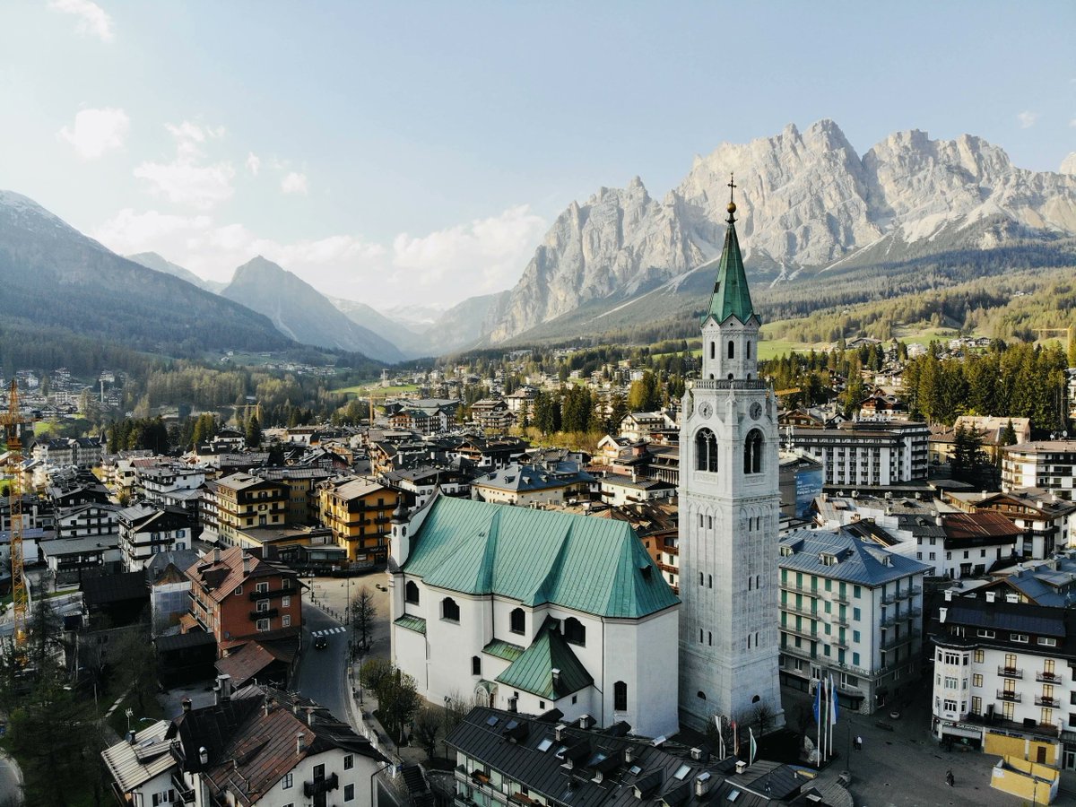 Nuovo sito e nuovi servizi digitali per il Comune di <a href="/CortinaAmpezzo/">Comune di Cortina d'Ampezzo</a> con la piattaforma OpenCity! Per una città sempre più digitale (anche) in vista delle olimpiadi di <a href="/milanocortina26/">Milano Cortina 2026</a>
