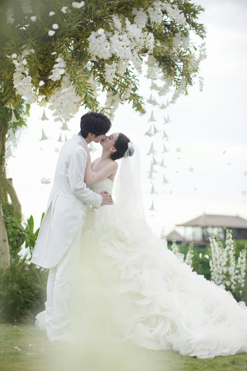 Baifern_KFL's tweet photo. คุณเจ้าบ่าวมาลงรูปแล้ว ยินดีกับการแต่งงานอีกครั้งนะค้า ขอให้ทั้งสองคนรักยืนยาว เข้าอกเข้าใจ อยู่กันไปจนผมขาว ให้เหล่ยเป็นสามีที่ดีเป็นคุณพ่อในอนาคตที่น่ารักยิ่งๆขึ้นไปจ้า https://t.co/9sFNcpA4JE