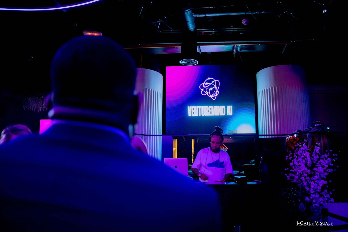 Token2049 Dubai was a blast!

We met some incredible people, showed off some fun stuff, and even let the robots stretch their legs a bit.

Here’s a quick photo recap of our time, swipe through the highlights🧵