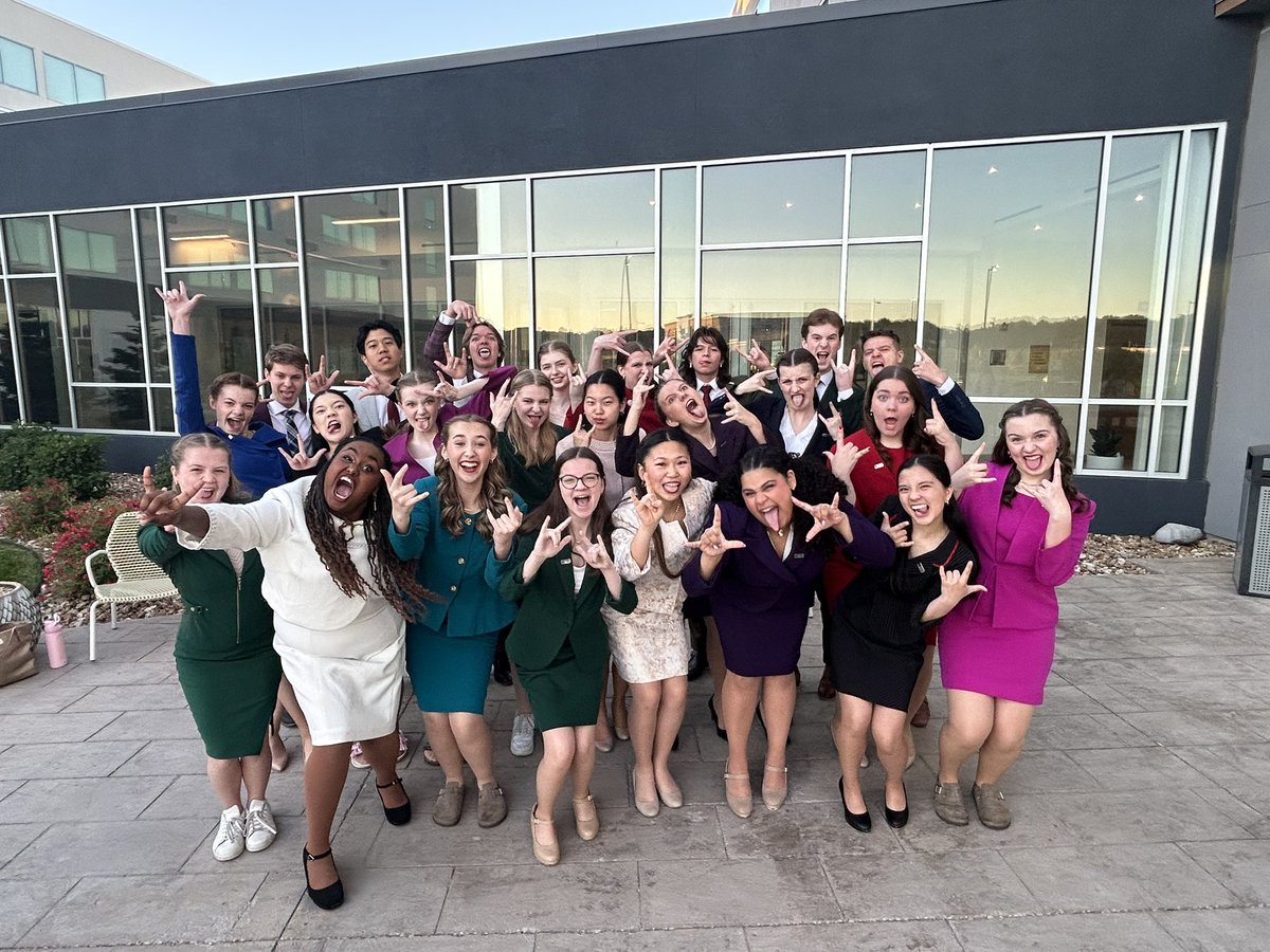 spudspeech's tweet photo. NIETOC DAY 2!!

These Spuds have a couple more prelim rounds and then breaks for Out Rounds come out!

Stay tuned and… GO SPUDS! 🧡🖤 https://t.co/B6sPMlgYO6
