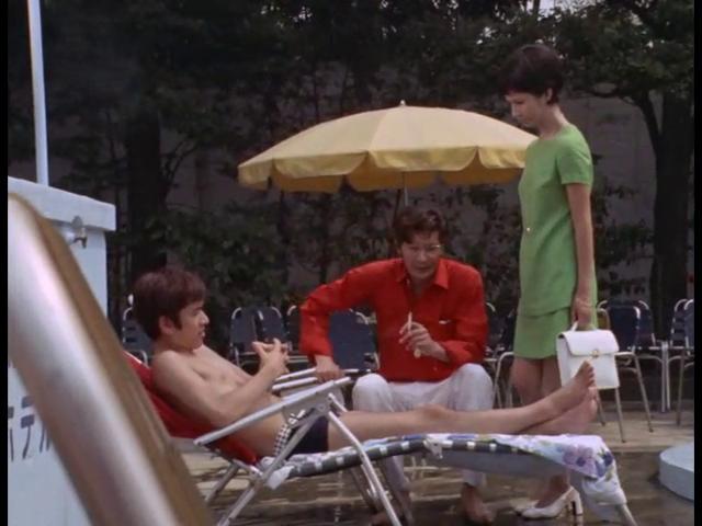 toshiloca's tweet photo. ドラマ「#颱風とざくろ」
第8話 #ロケ地
#松原智恵子 #岡田真澄 #石坂浩二
東京都港区南麻布3丁目
空撮は1975、4枚目はGoogleMapより引用
麻布プリンスホテルは現在の駐日フィンランド大使館 https://t.co/wZdqw4GojH