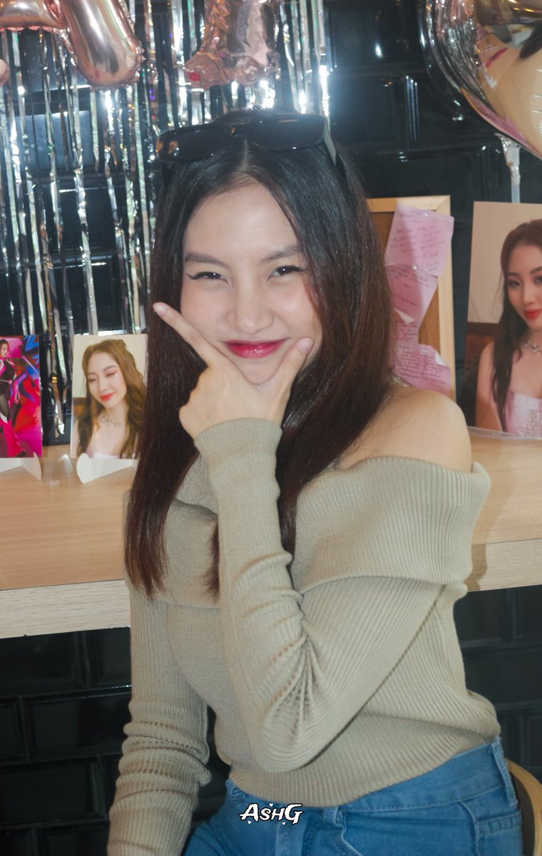 AshGsenpai0's tweet photo. [[Campus Crush: Ella Bday CSE]] ~ DIONE Ella

📍: The Brewed Buddies 
🗓️: May.4.2025

CAMPUS CRUSH ELLA 
#CampusCrushDIONEElla #itsDIONE #DIONE_Ella https://t.co/xLZ44ipqc7