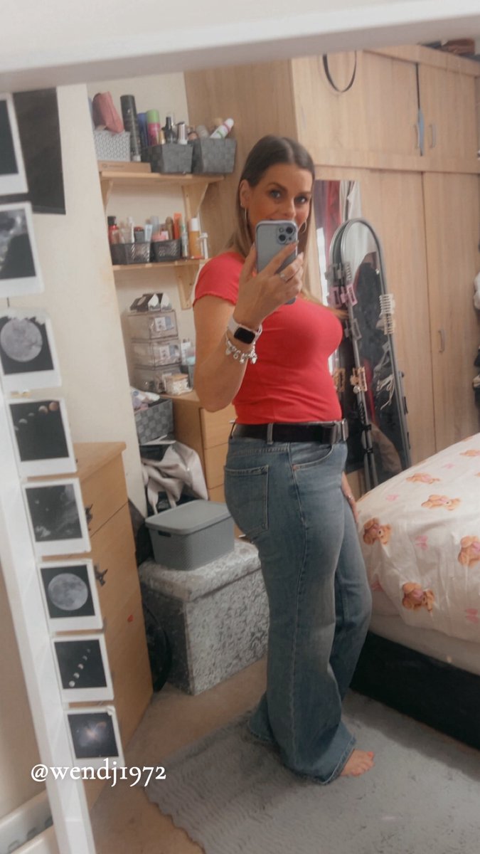Wendj1972's tweet photo. Good morning and happy Saturday you lovely lot.  Hope you have the most wonderful day, still waiting for the sun to make an appearance here but am ever hopeful as I am in life lol 😂.   You were born to be real, not perfect 🥰❤️🥰 https://t.co/9QNrg4ItCJ