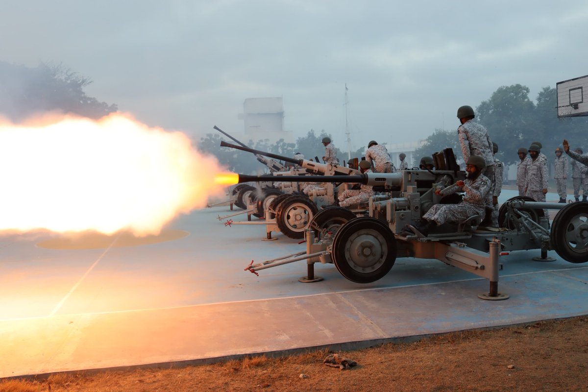Pak Navy COMKAR Command tweet media