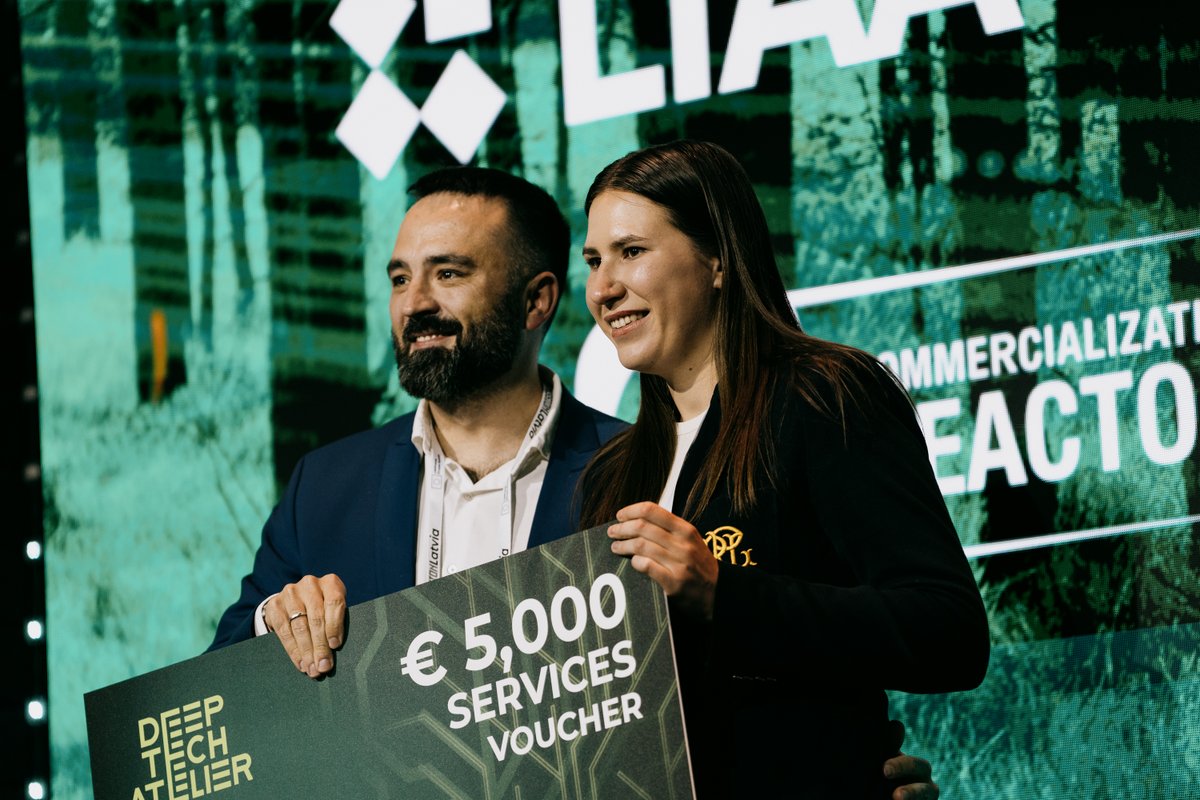 LIAA (@liaalatvija) on Twitter photo 🎉 Apsveicam Deep Tech Atelier 2025 Start-up Pitch uzvarētājus! 🚀 Jūsu inovatīvās idejas un drosmīgās vīzijas iedvesmoja - zinātņietilpīgo tehnoloģiju nākotne ir drošās rokās! 👏
<a href="/EM_gov_lv/">EkonomikasMinistrija</a> | <a href="/PrintMed/">Print Med</a> | <a href="/RigaTechGirls/">Riga TechGirls</a> | <a href="/EITeu/">European Institute of Innovation & Technology</a> | <a href="/RTU_LV/">RTU</a> | <a href="/labsoflatvia/">Labs Of Latvia</a> | <a href="/universitatelv/">Latvijas Universitāte</a> | 🎉 Apsveicam Deep Tech Atelier 2025 Start-up Pitch uzvarētājus! 🚀 Jūsu inovatīvās idejas un drosmīgās vīzijas iedvesmoja - zinātņietilpīgo tehnoloģiju nākotne ir drošās rokās! 👏
<a href="/EM_gov_lv/">EkonomikasMinistrija</a> | <a href="/PrintMed/">Print Med</a> | <a href="/RigaTechGirls/">Riga TechGirls</a> | <a href="/EITeu/">European Institute of Innovation & Technology</a> | <a href="/RTU_LV/">RTU</a> | <a href="/labsoflatvia/">Labs Of Latvia</a> | <a href="/universitatelv/">Latvijas Universitāte</a> |