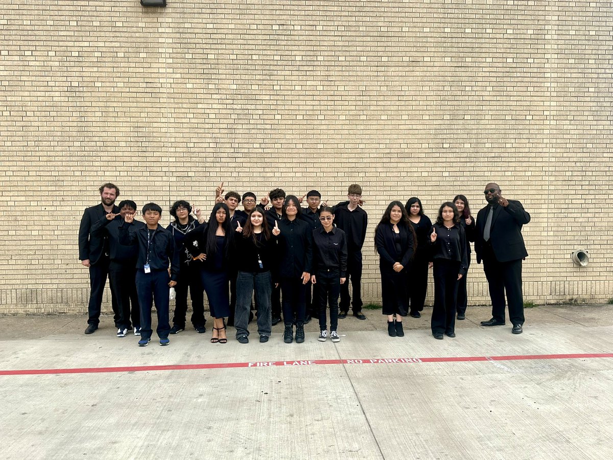 LAForestOak's tweet image. 🎶👏 Band-tastic News! 👏🎶
Our Beginner Band and Non-Varsity Concert Band showed up and showed out at the FWISD End-of-Year Beginner Band Benchmark—both groups earned SUPERIOR RATINGS on their performances! 🏆🎵