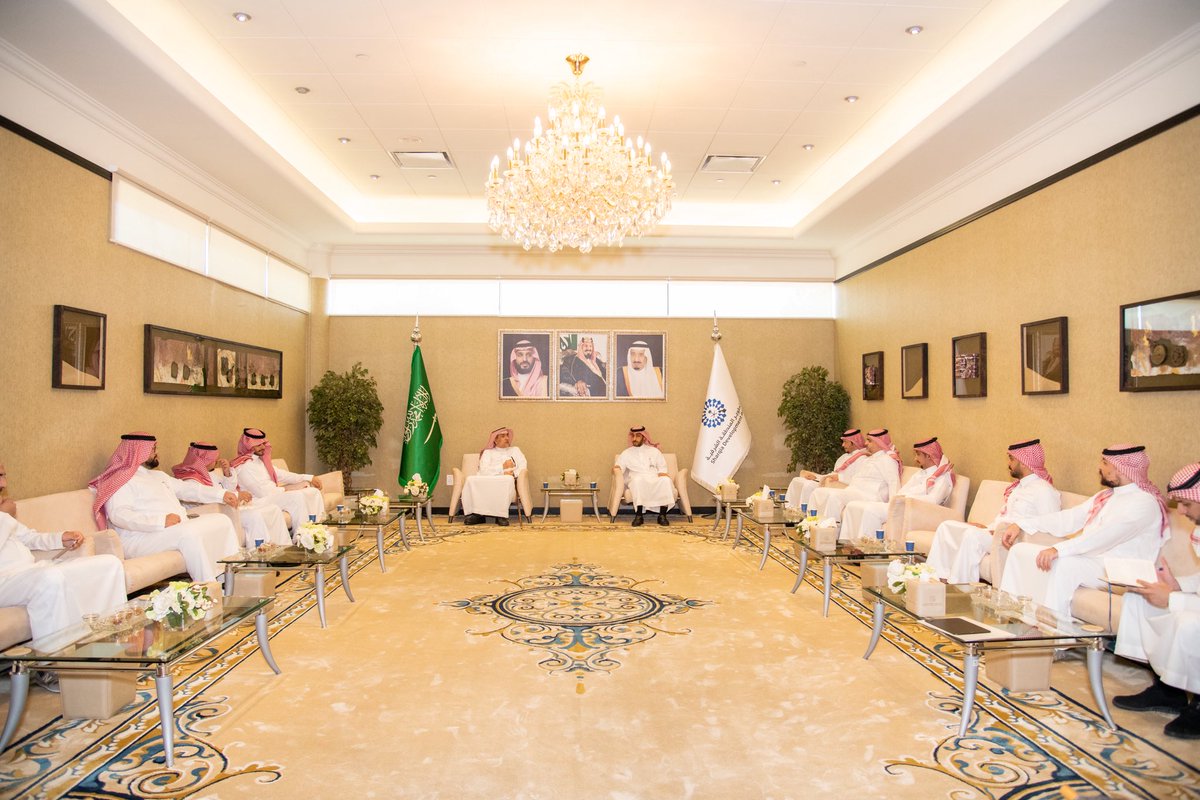 SDA_Sharqia's tweet photo. عقدت اليوم أولى جلسات التحكيم الهندسي ضمن اتفاقية تطوير مداخل المدن، بحضور أعضاء اللجنة الفنية والمحكمين المعتمدين، في مقر #هيئة_تطوير_الشرقية بمركز سايتك. 

وتستهدف الاتفاقية تطوير 7 مداخل لحاضرة الدمام بالشراكة بين الهيئة و
@EasternEamana و @AlFozanSF لتعزيز المشهد الحضري. https://t.co/6Q112CK6xR