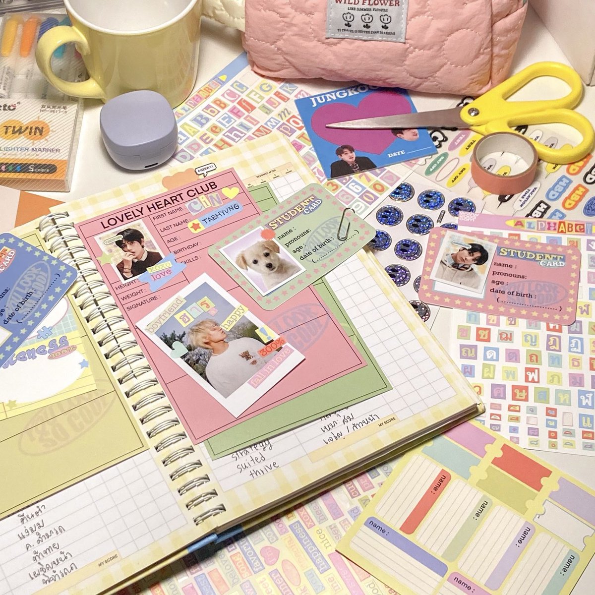 * 💘⭐️🍮
⬇️ Preorder now !
docs.google.com/forms/d/e/1FAI…