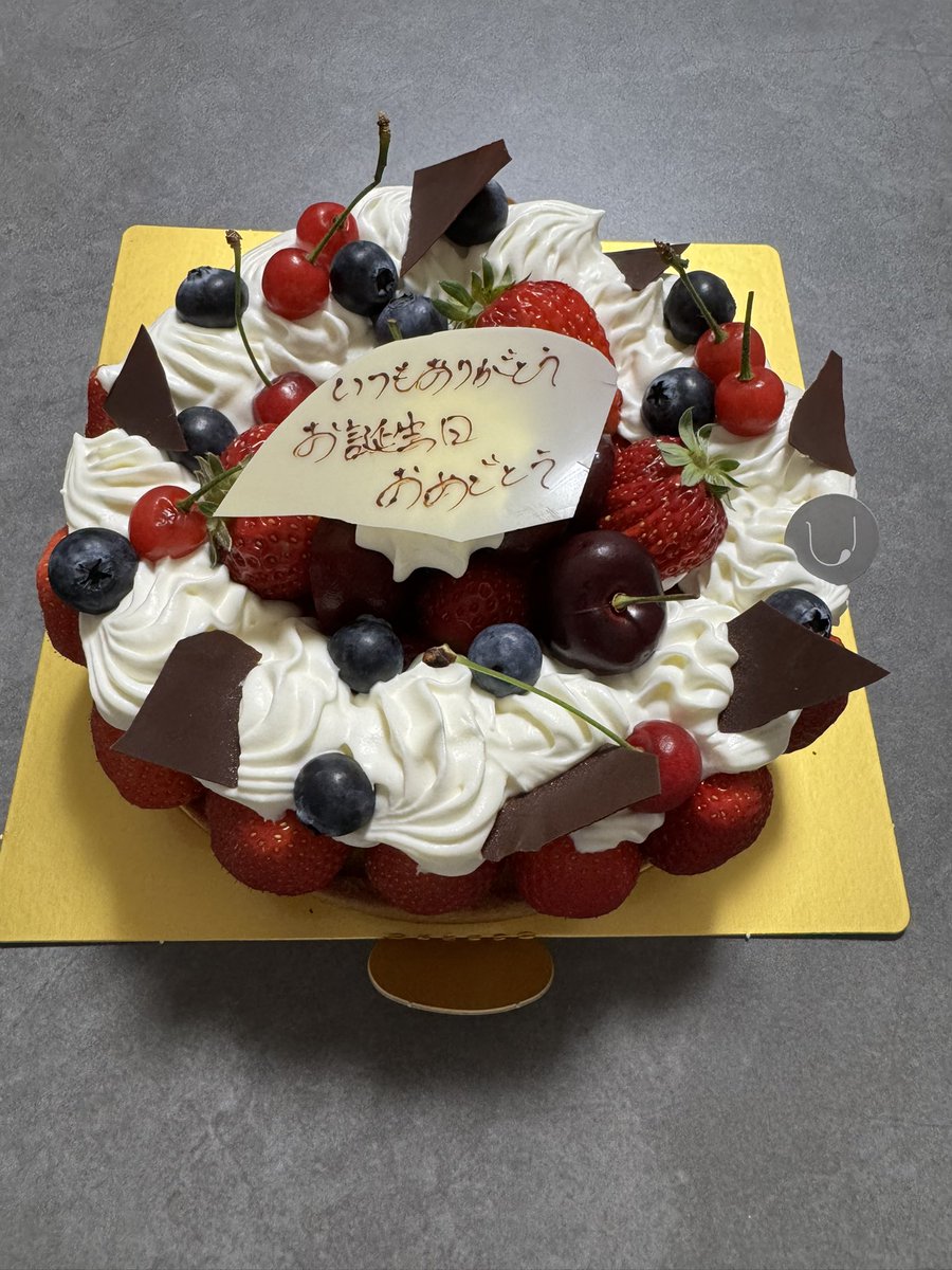 highroller20187's tweet photo. 今日からはオカンの誕生日。 https://t.co/Mkz9BtRW6I