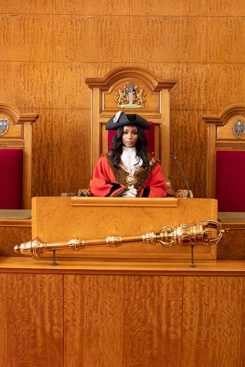 taadelodun's tweet photo. Behold the Mayor of Barking &amp; Dagenham, Princess Opeyemi Bright @pri_bright

🙌🙌🎊🎊🎊🎉🎉 https://t.co/CC1LJqlhRg