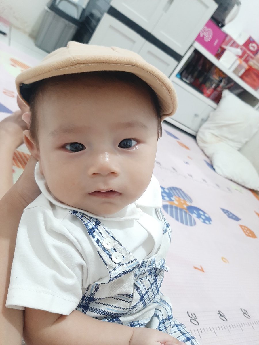 PImued's tweet photo. Baby boy 🍼 https://t.co/InmzAf0uxE