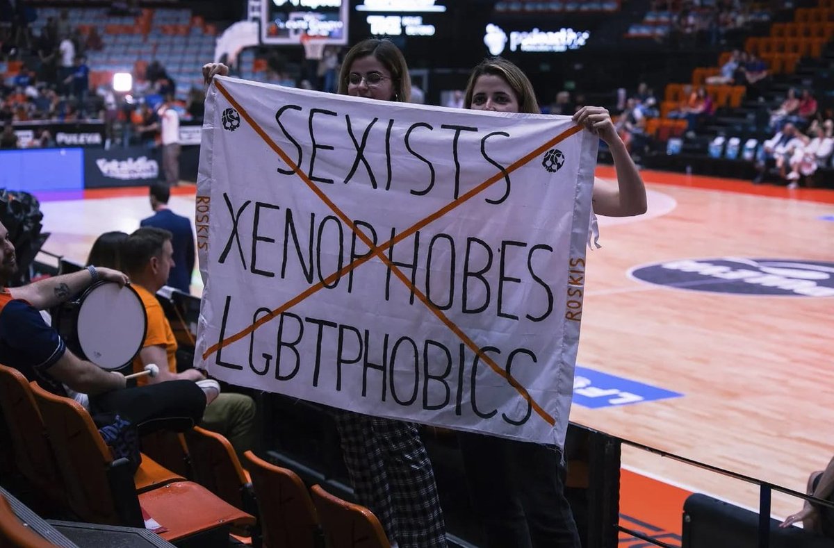 valenciaroskis's tweet photo. Des de Valencia Roskis, hui i sempre diem NO a la LGTBIfòbia

🏳️‍🌈17 de maig, Dia Internacional contra la LGTBIfòbia🏳️‍⚧️ https://t.co/91tnmoL3G9