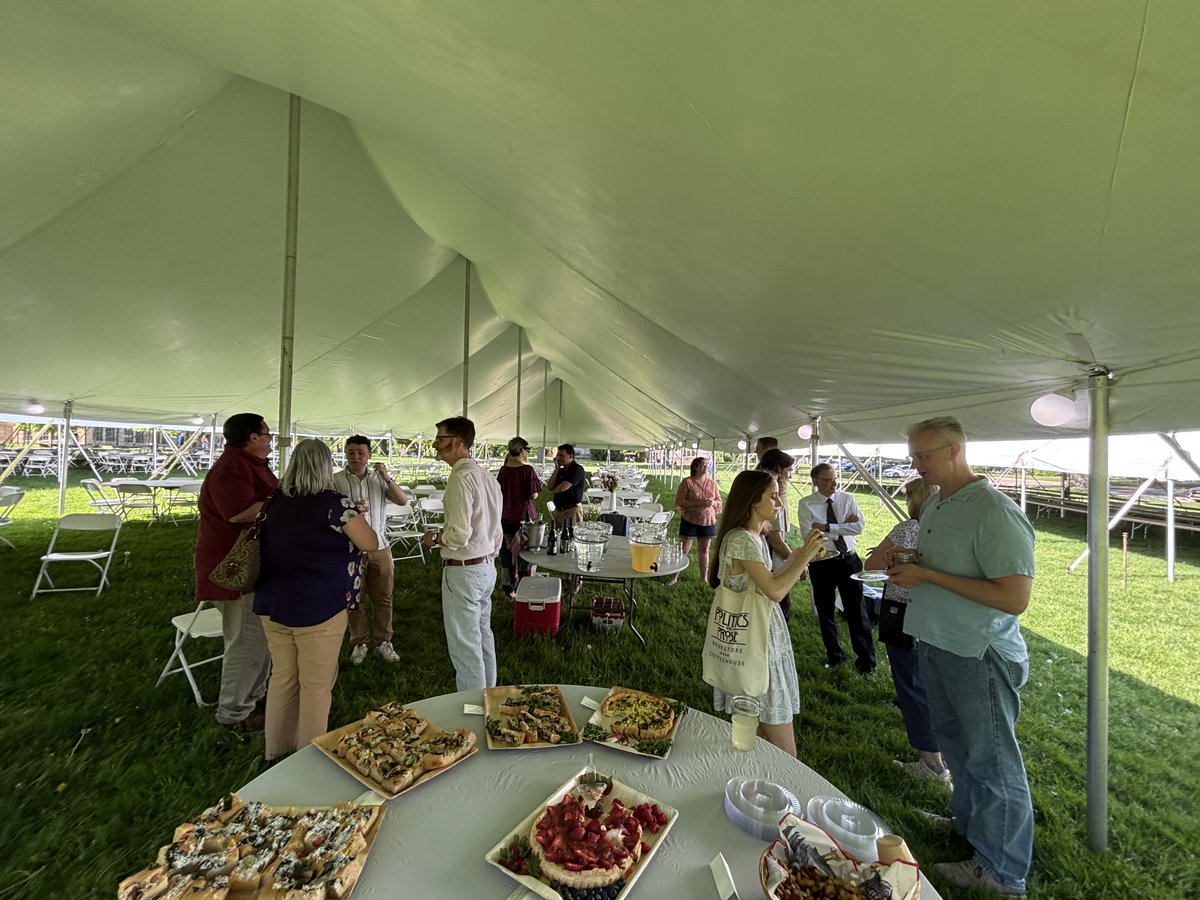 KenyonClassics (@kenyonclassics) on Twitter photo So great to meet the families and friends of our 16 graduating majors & minors at our reception on Commencement Eve <a href="/KenyonCollege/">Kenyon College</a>. So great to meet the families and friends of our 16 graduating majors & minors at our reception on Commencement Eve <a href="/KenyonCollege/">Kenyon College</a>.