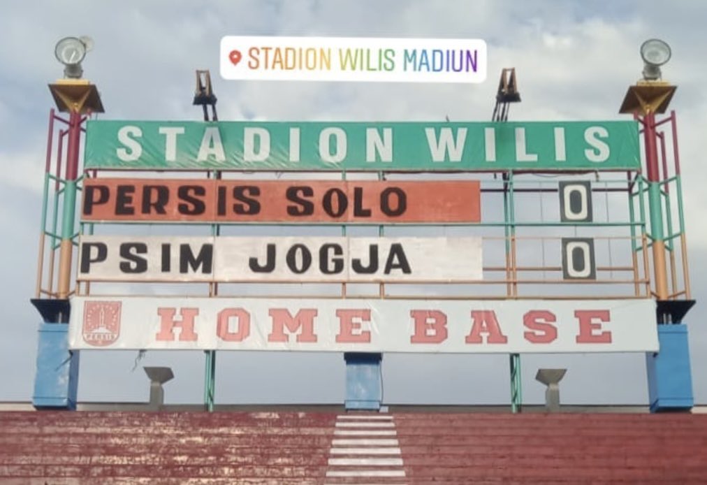 MadFlag45 (@mdnflg) on Twitter photo Persis solo dipastikan bertahan diliga 1 musim 2025-2026. Dan akan tersaji derby mataram ๐โค๏ธ <a href="/MafiaWasit/">Komisi Wasit</a> is blue po is red mbah ? #psimjogja #persissolo #stadionwilis Persis solo dipastikan bertahan diliga 1 musim 2025-2026. Dan akan tersaji derby mataram ๐โค๏ธ <a href="/MafiaWasit/">Komisi Wasit</a> is blue po is red mbah ? #psimjogja #persissolo #stadionwilis