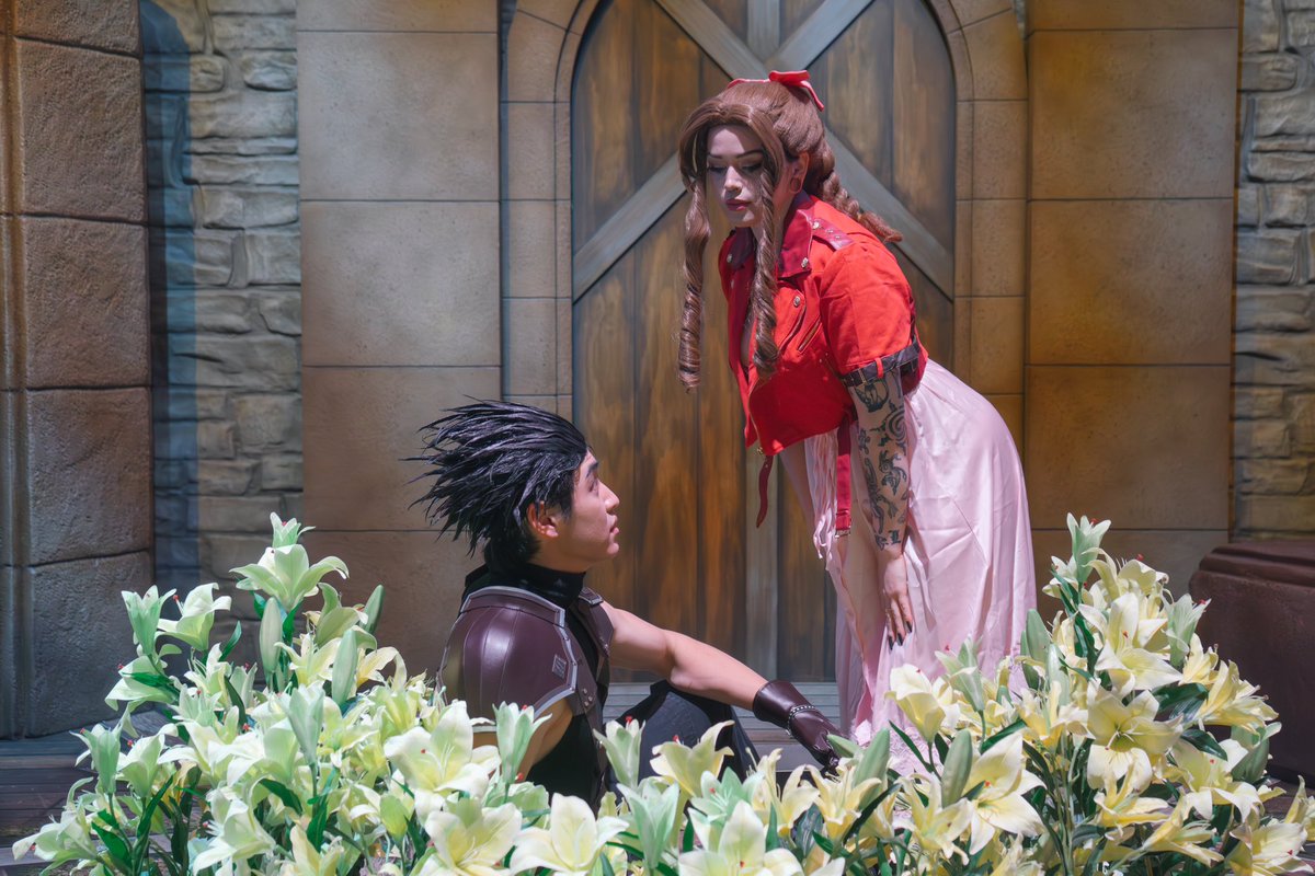 “When you come back from your assignment, let’s go sell flowers under the sky together.” 

Crisis Core will always be such a special game to me 

Zack Fair: <a href="/Seijicosplay_/">Seiji</a> 🗡️
📸: <a href="/jojojovial_/">💫 Jovially Jo</a>