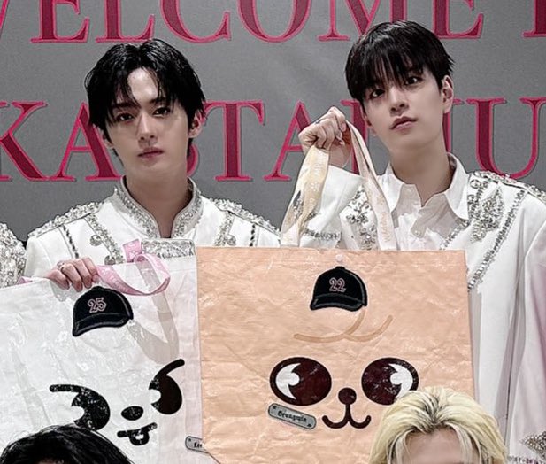 🐱🐶 오늘도 고생했어