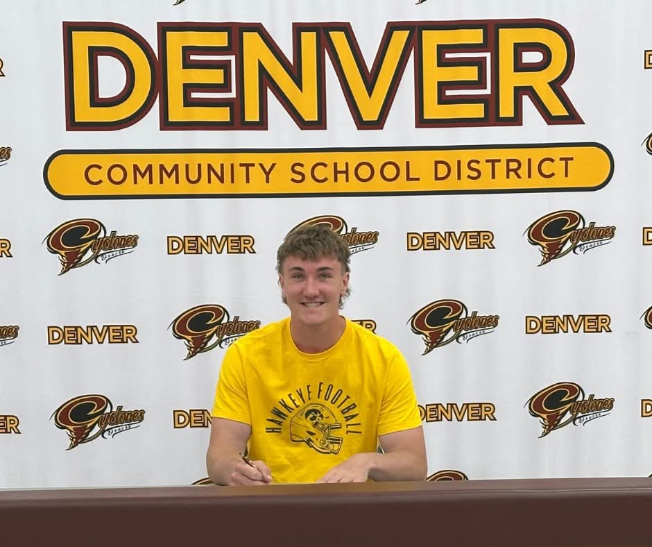 Blair Sanderson (@blairasanderson) on Twitter photo Denver (IA) DL Will Lockhart (6-4, 230) has accepted a preferred walk-on opportunity from Iowa on3.com/boards/threads… Denver (IA) DL Will Lockhart (6-4, 230) has accepted a preferred walk-on opportunity from Iowa on3.com/boards/threads…
